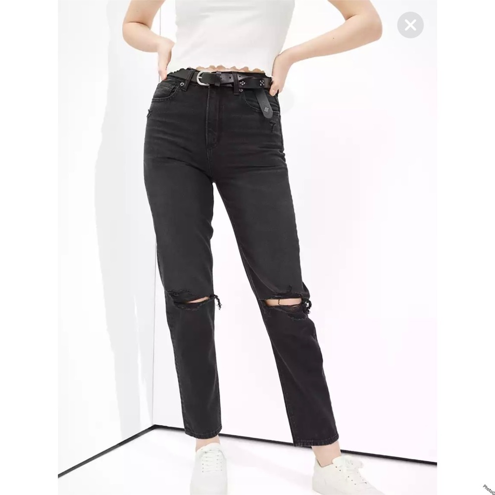 AMERICAN EAGLE | Mom Jean size 6 (long)